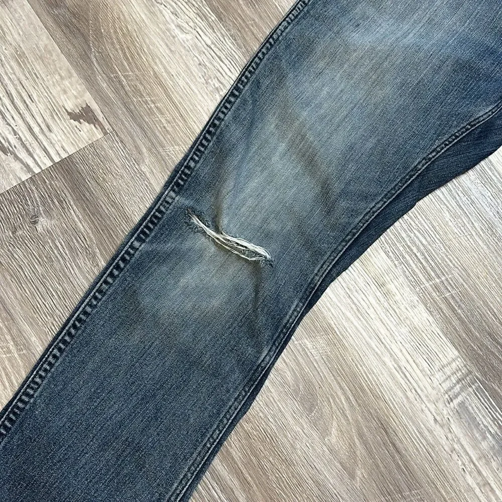 VOLCOM• vorta form• slim form• men’s size 30• indigo blue distressed (1532)